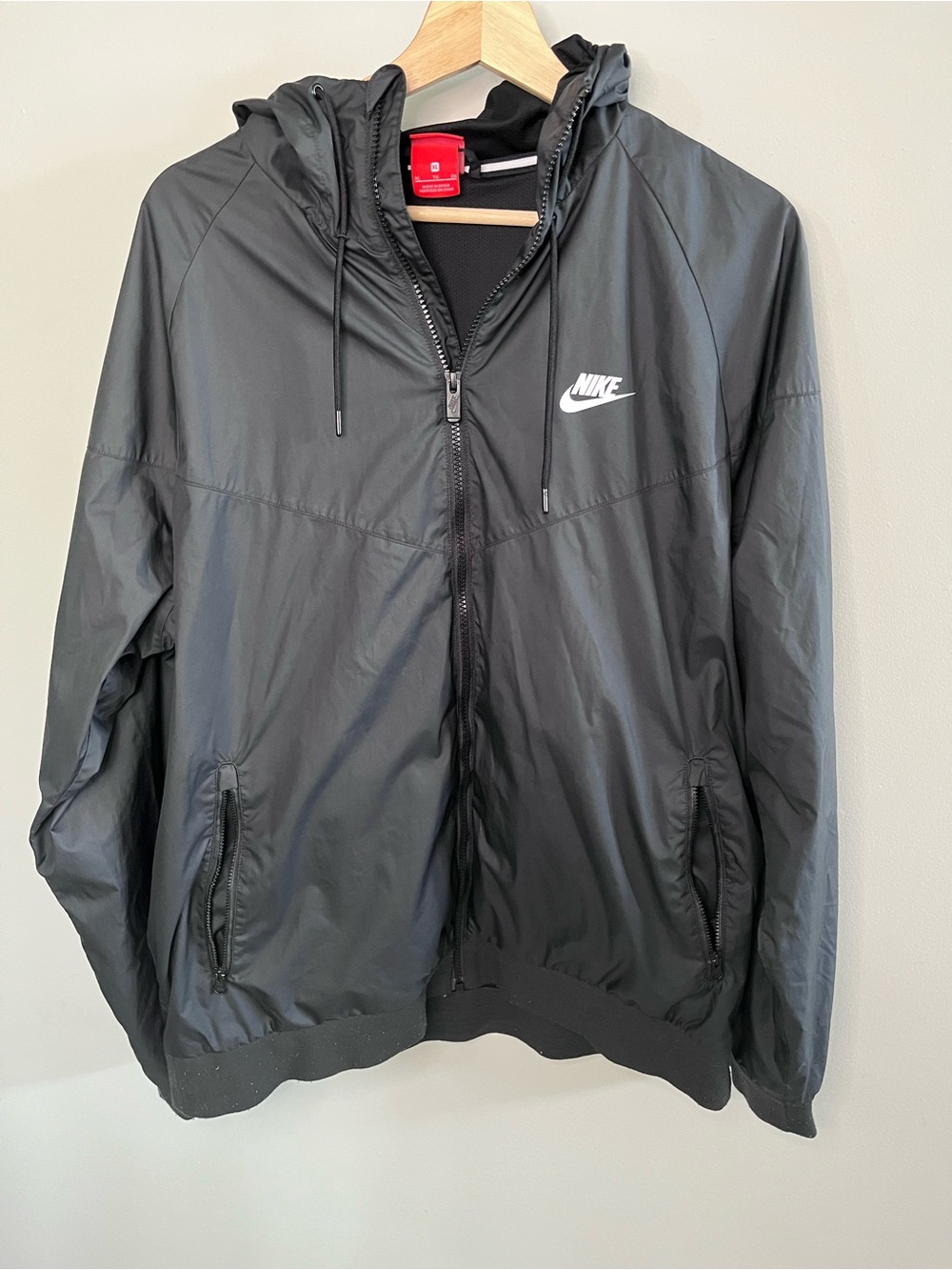Nike‎ Mens Sportswear Windrunner Hooded Windbreaker Jacket Black XL AR2191-010